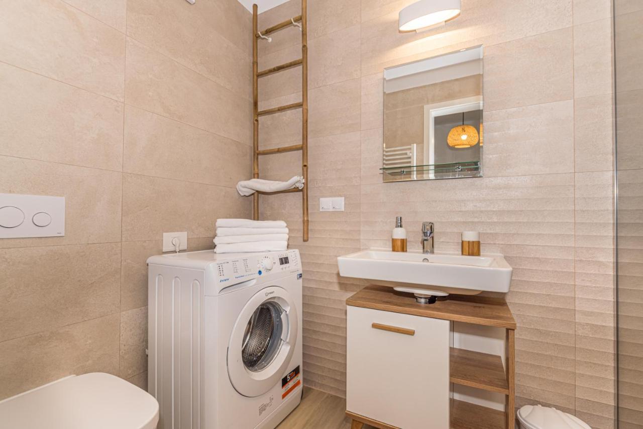Bwa Zen Apartment Brasov Bagian luar foto