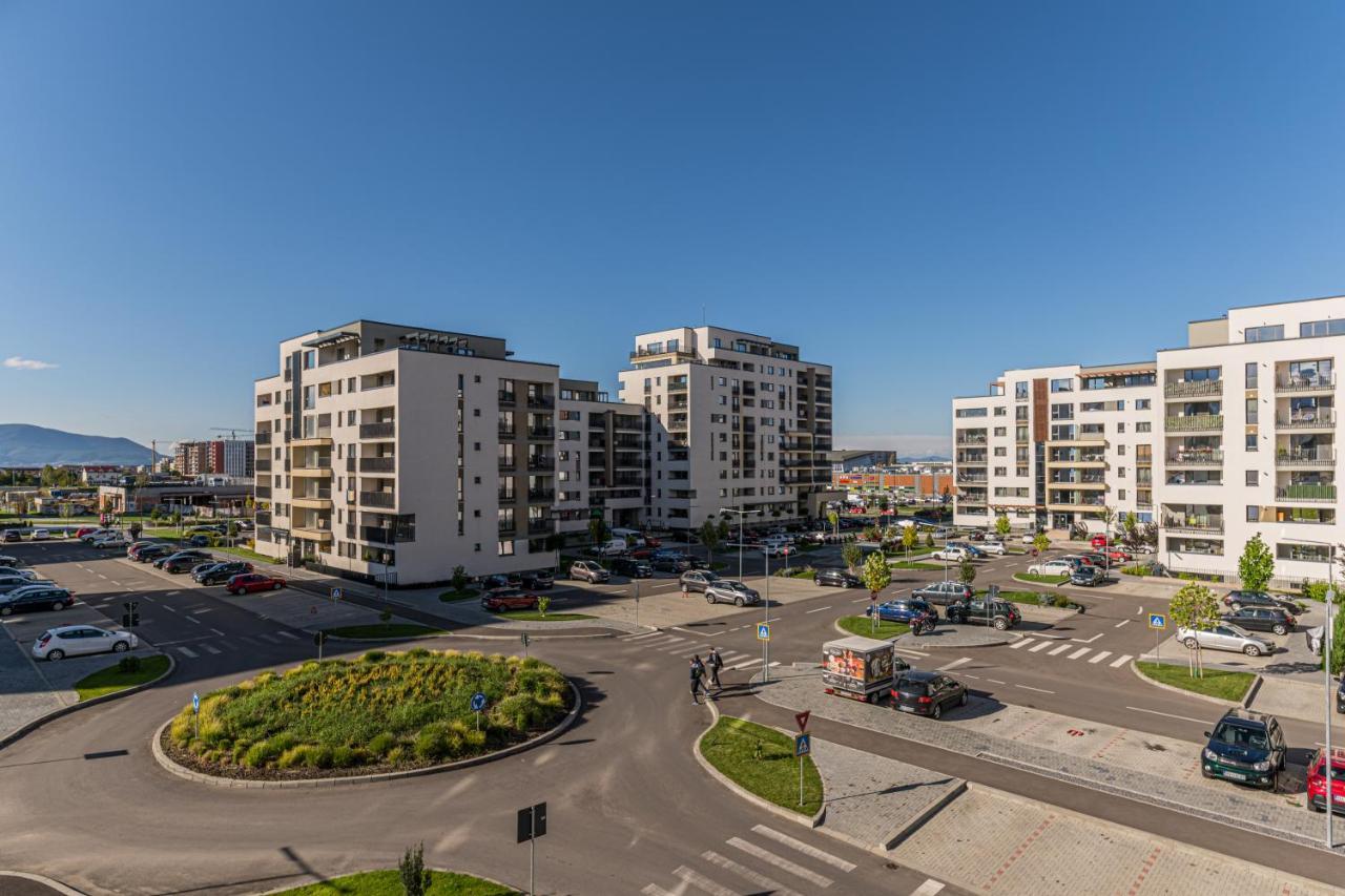 Bwa Zen Apartment Brasov Bagian luar foto