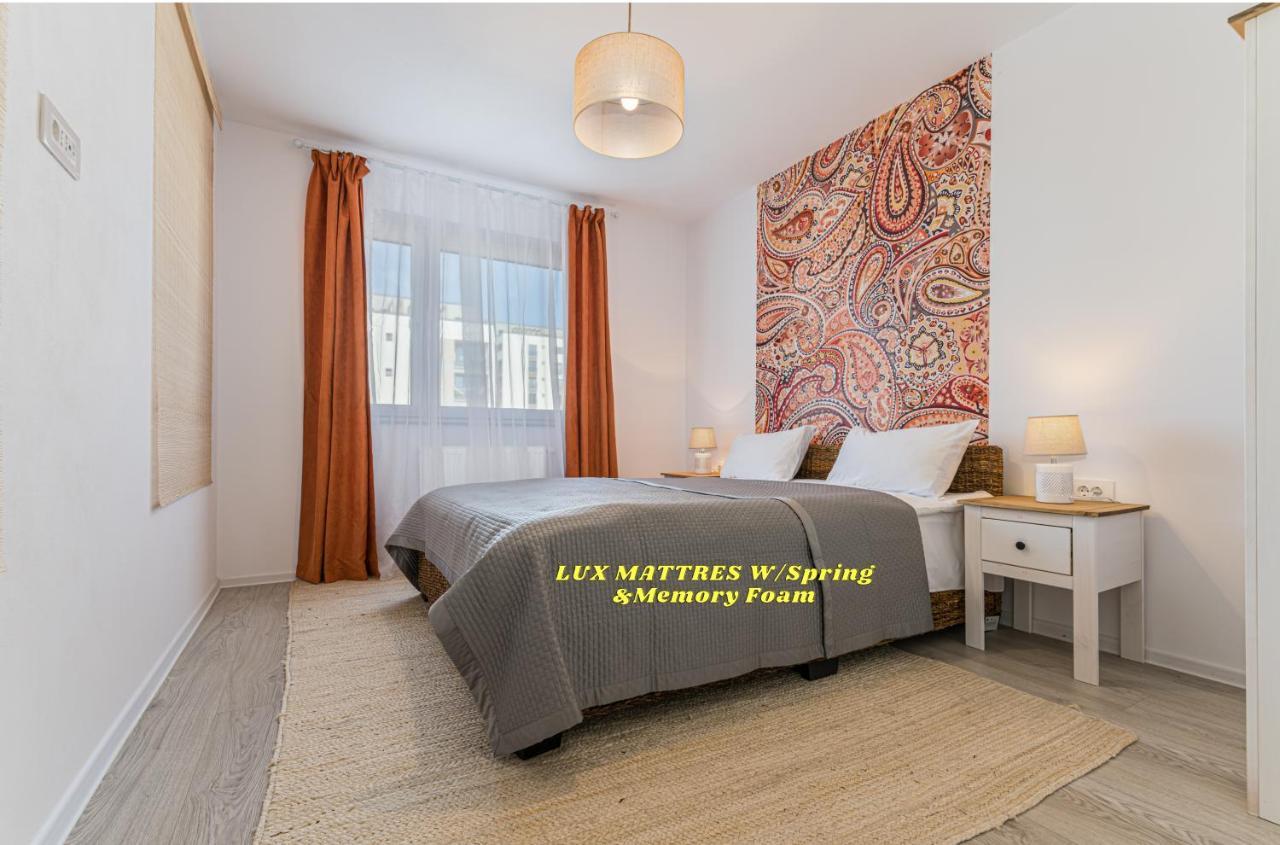 Bwa Zen Apartment Brasov Bagian luar foto